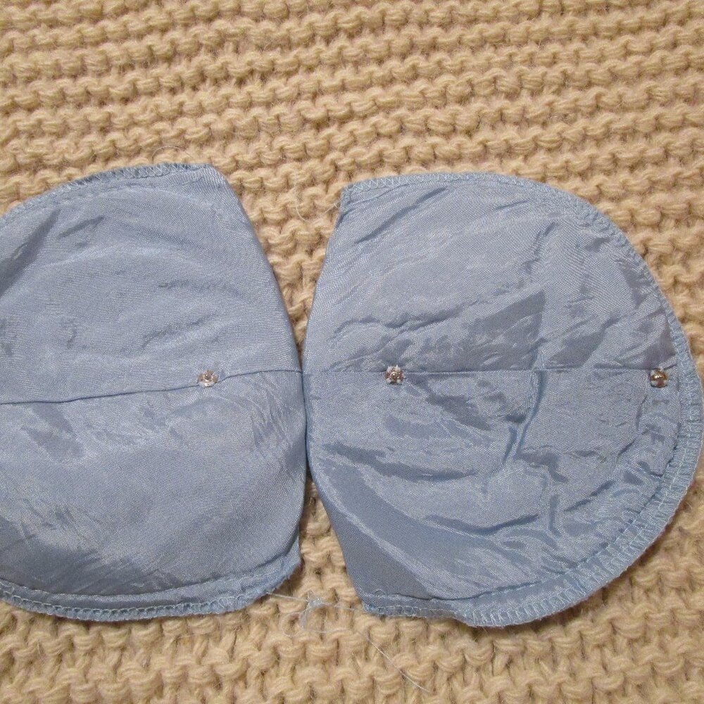 Lot of shoulder pads in multiple colors